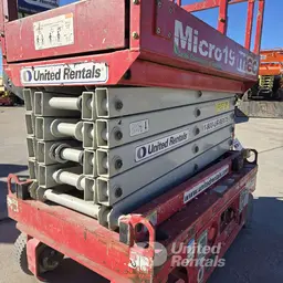 2019 MEC MICRO 19 Scissor Lift