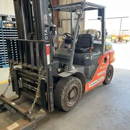 2018 Toyota 8FG35U Warehouse Forklift