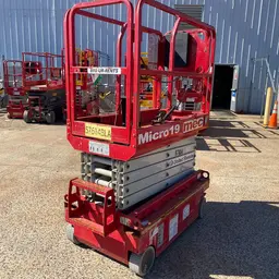2018 MEC MICRO 19 Scissor Lift