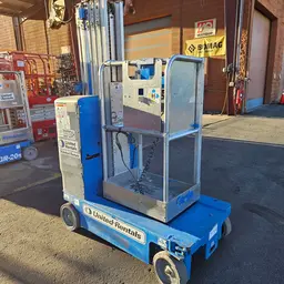 2019 Genie GR-20 Self-Propelled One-Person Lift