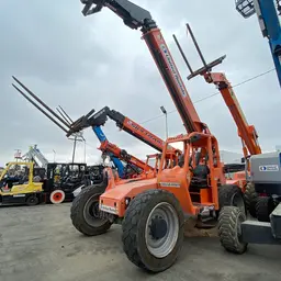 2016 SKYTRAK 6042 Forklift