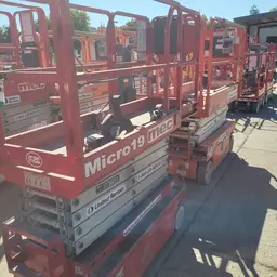 2018 MEC MICRO 19 Scissor Lift