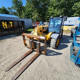 2017 JCB 525-60 Forklift