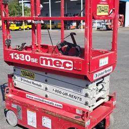2018 MEC 1330SE Scissor Lift