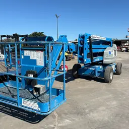 2016 Genie Z-45/25J DC Articulating Boom Lift