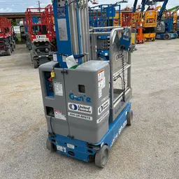 2018 Genie GR-20 Self-Propelled One-Person Lift