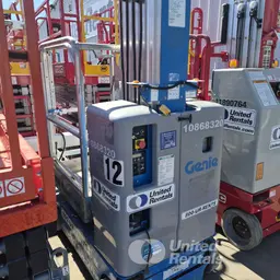 2018 Genie GR-20 Self-Propelled One-Person Lift