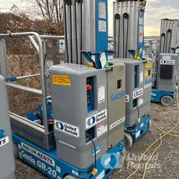 2018 Genie GR-20 Self-Propelled One-Person Lift
