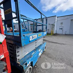 2018 Genie GS-3246 Scissor Lift