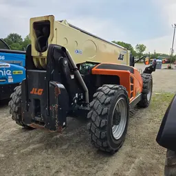 2018 JLG 1055 Forklift