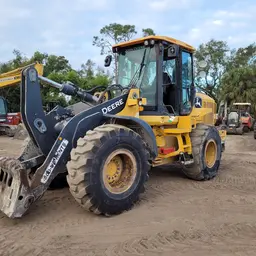 2019 John Deere 544L Wheel Loader