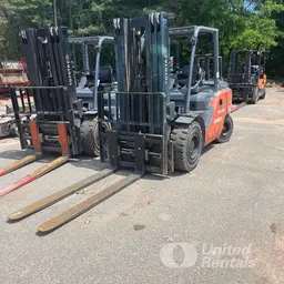 2021 Toyota 8FD45U Warehouse Forklift