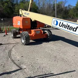 2017 JLG 800S Boom Lift