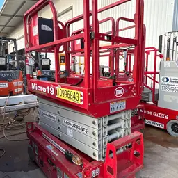 2019 MEC MICRO 19 Scissor Lift