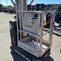 2018 Genie GR-20 Self-Propelled One-Person Lift