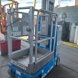 2019 Genie GR-20 Self-Propelled One-Person Lift