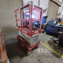 2018 MEC MICRO 19 Scissor Lift