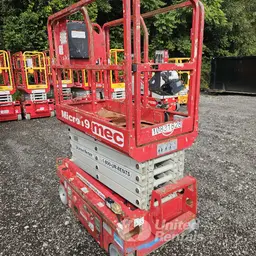 2018 MEC MICRO 19 Scissor Lift