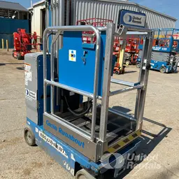 2019 Genie GR-20 Self-Propelled One-Person Lift