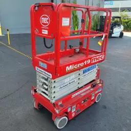 2019 MEC MICRO 19 Scissor Lift