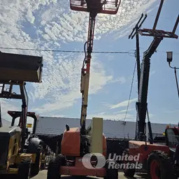2017 JLG 450AJ Articulating Boom Lift