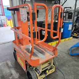 2019 JLG 1230ES Self-Propelled One-Person Lift