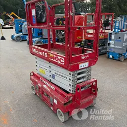 2018 MEC MICRO 19 Scissor Lift