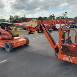 2017 JLG E450AJ Articulating Boom Lift