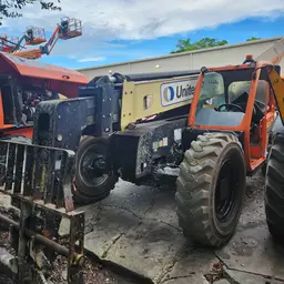 2018 JLG 742 Forklift